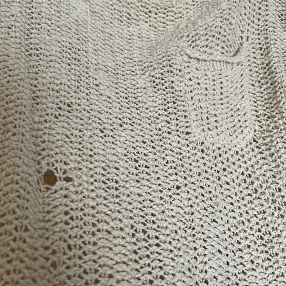 Cream Roxy sweater (M) - Picture 3 of 3
